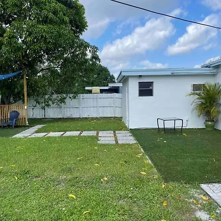 Relaxing 4 Bedroom House Perfect Florida Getaway Fort Lauderdale Exterior photo