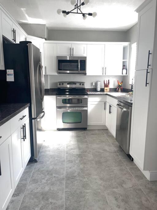 Relaxing 4 Bedroom House Perfect Florida Getaway Holiday home